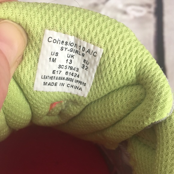 Saucony cohesion 10 sneaker in size 1M - Picture 15 of 15